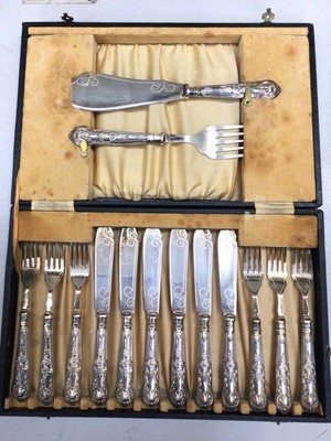 Lot 802 - Six person setting silver handled fish knives, forks and servers, in fitted case (Sheffiled 1927)