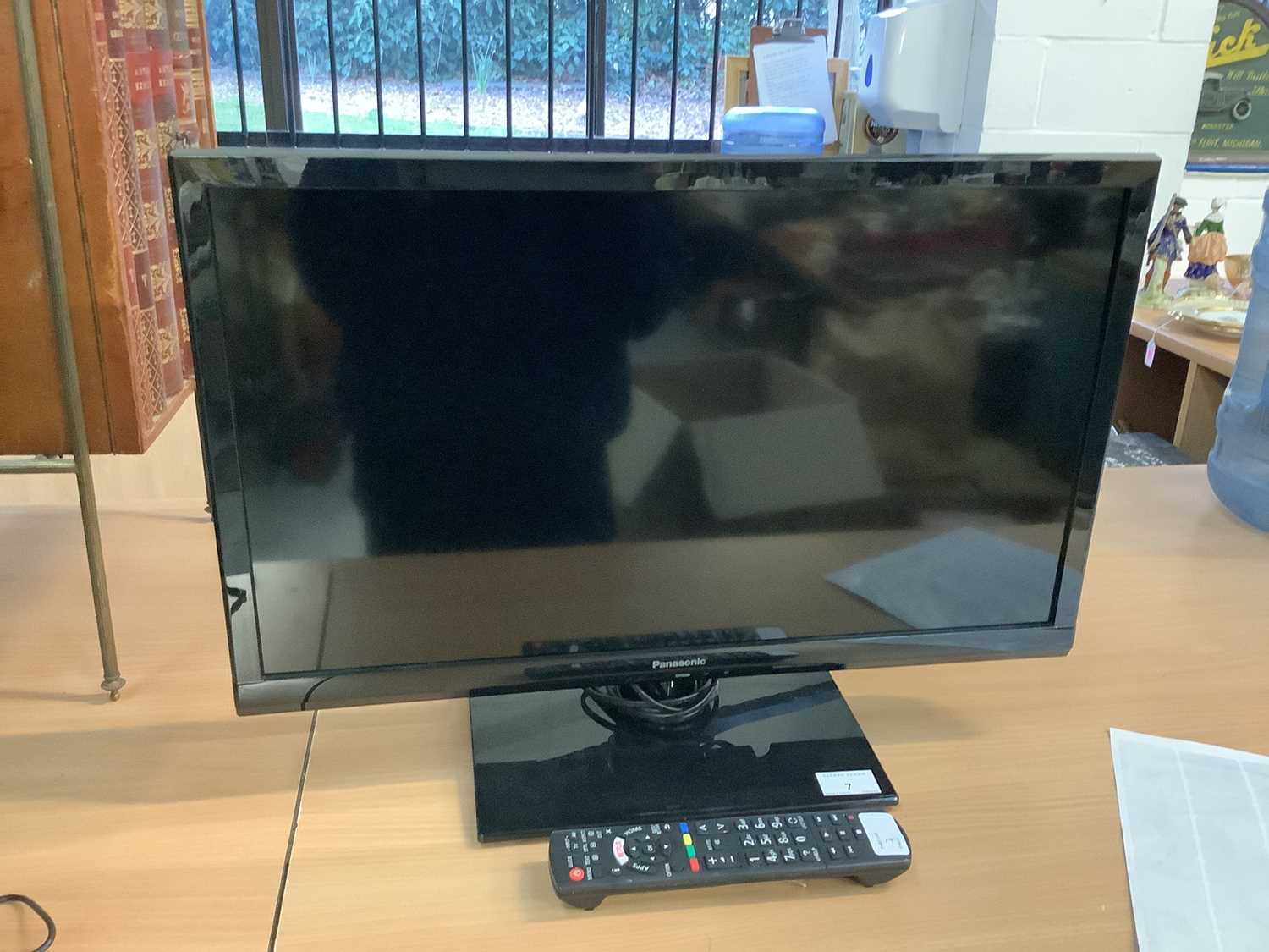 Lot 7 - 24" Panasonic LED TV with remote control