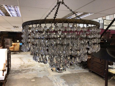 Lot 660 - Crystal chandelier, 30cm diameter