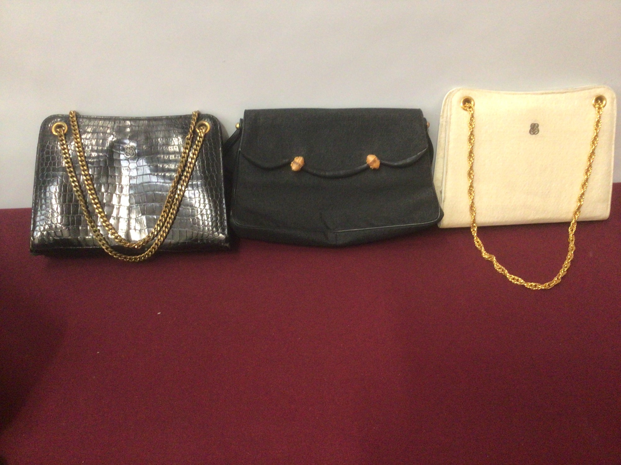 At Auction: Five various women's handbags; replica/ fake bags.
