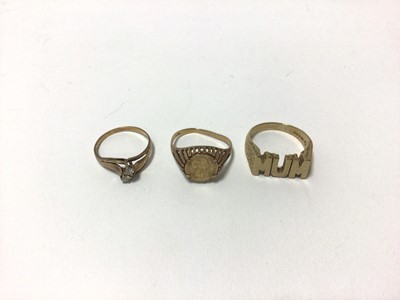 Lot 52 - 9ct gold Mum ring and two other 9ct gold rings (3)