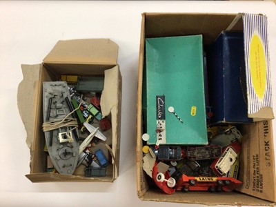 Lot 1914 - Die Cast unboxed selection of Corgi, Dinky and Matchbox models including early Lesney models and