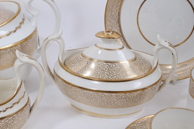 Lot 40 - Early 19th century Minton tea and coffee set
