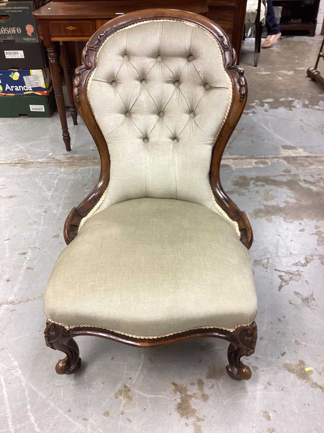 Lot 1197 - Victorian mahogany framed spoon back chair