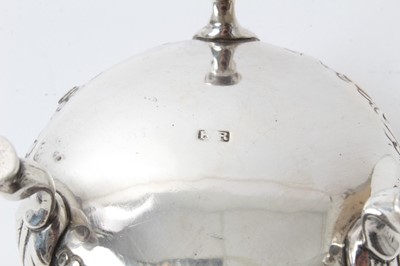 Lot 236 - Possibly Scottish Provincial, Georgian silver salt cellar, marked H R to underside, possibly by Hugh Ross of Tain.