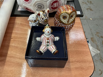 Lot 473 - Royal Crown Derby Imari Stripey Clown paperweight, together with an Owl and Kola bear (3)