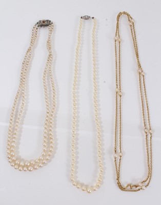 Lot 518 - 18ct gold and cultured pearl chain/necklace together with two cultured pearl necklaces (3)