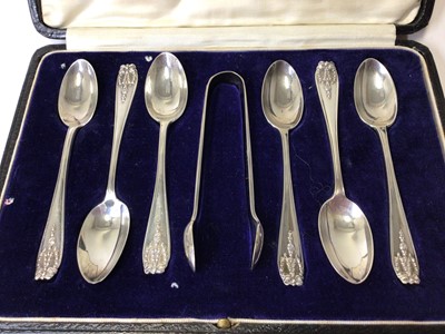 Lot 73 - Two sets of cased silver spoons and set tea knives