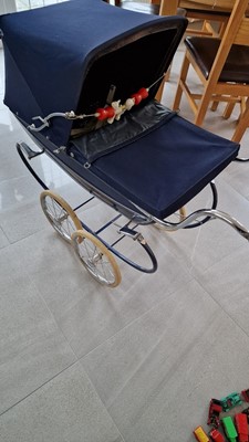 Lot 603 - Silver Cross dolls pram and group of mixed dolls.
