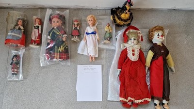Lot 603 - Silver Cross dolls pram and group of mixed dolls.