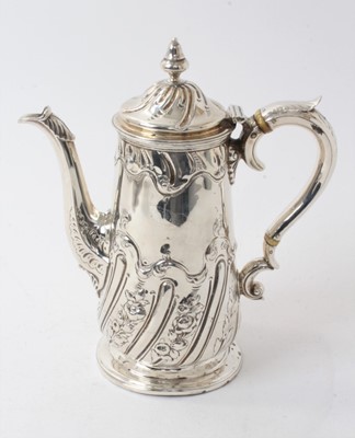 Lot 216 - William IV silver coffee pot