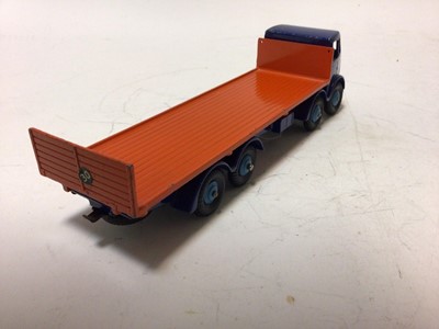 Lot 7 - Dinky Supertoy Foden Flat Truck with tailboard No 503 in original box