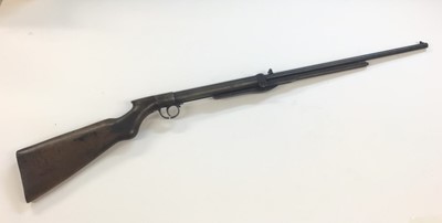 Lot 960 - Vintage  Harnel Model IV F .177 air rifle