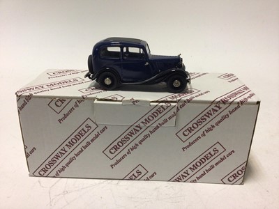 Lot 52 - Crossways Models Morris 8 S2 2 Door Saloon No.339 of a limited edition of 400, Morris Oxford MO No.309 of 400 limited edition both boxed with certificates (2)
