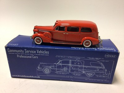 Lot 60 - Brooklin Models boxed selection BRK128 1952 Cunningham, BRK179 1955 Plymouth Belverdere, BRK181 1952 Cadillac, CSV15 Sterling Ambulance (4)