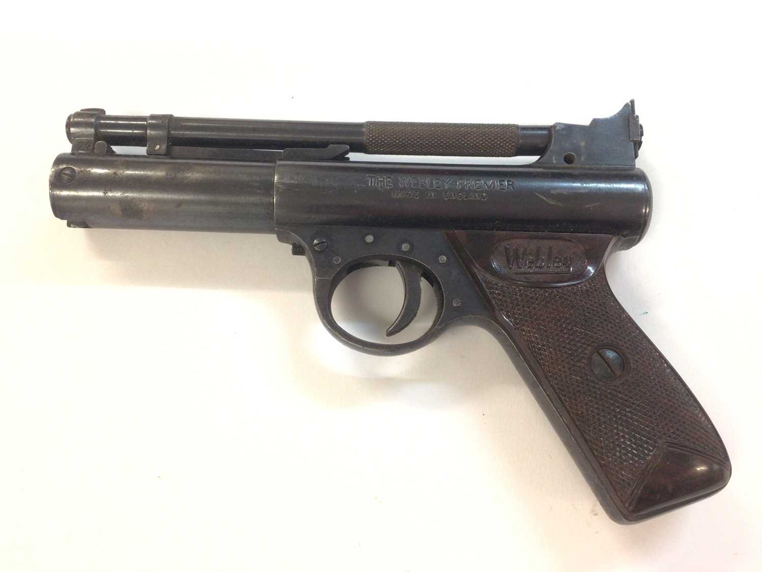 Lot 959 - Vintage Wembley and Scott Premier air pistol (barrel retainer missing)