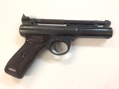 Lot 959 - Vintage Wembley and Scott Premier air pistol (barrel retainer missing)