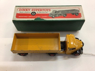 Lot 1903 - Dinky Supertoys Bedford Articulated Lorry No 521 boxed