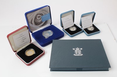 Lot 209 - G.B. - Royal Mint mixed coins to include silver proofs 'Diana Memorial' £5 1997, U.K. £2 1998, £1's 1995, 1996 and base metal proof nine coin collection 1999 in blue case (N.B. All cased & with Cer...