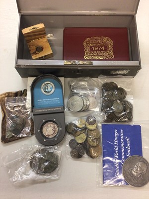 Lot 223 - World - Mixed coinage and medallions to include China Kiangsi Province, Hsieng-Feng brass 50 cash coin 1851-61 GVF, Ancient Widow's Mite GF (N.B. Boxed), G.B. 17th century mixed traders tokens x 3...