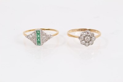 Lot 835 - 18ct gold diamond flower head ring and 18ct gold Art Deco emerald and diamond ring