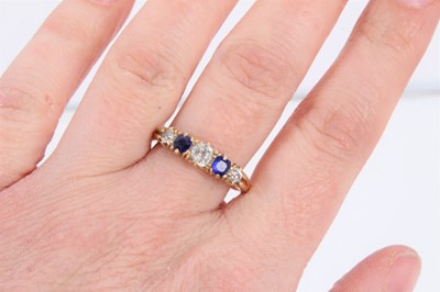 Lot 840 - Victorian 18ct gold sapphire and diamond five stone ring