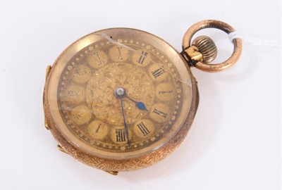 Lot 841 - 18ct gold cased fob watch