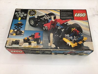 Lot 1891 - Lego set 8860 in original box (partially complete)