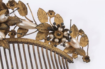 Lot 890 - Early 19th century gilt metal and simulated pearl tiara