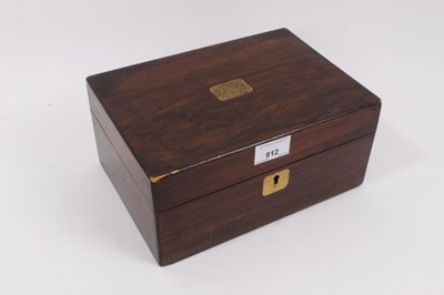 Lot 912 - Wooden work box containing antique and later jewellery and bijouterie
