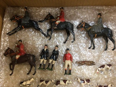 Lot 1969 - Selection of Britains lead hunting figures including mounted figures, fox, hounds and walking figures