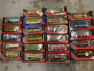 Lot 1983 - Diecast boxed selection of E.F.E. model buses (22)