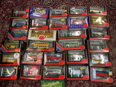 Lot 1987 - Diecast boxed selection of E.F.E. model buses (29)