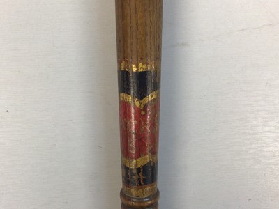 Lot 614 - Victorian Hackney Special Constable truncheon with painted band and ribbed grip 43.5cm