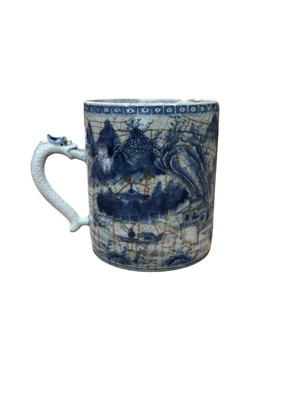 Lot 81 - 18th century Chinese blue and white tankard
