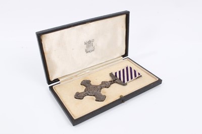 Lot 646 - Second World War Distinguished Flying Cross (D.F.C.), dated 1944 to reverse, in Royal Mint box of issue.