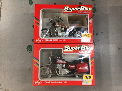 Lot 1895 - Selection of boxed large scale models including Guiloy Super Bike, Maisto, Burago, Corgi etc. (Qty)