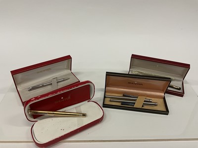 Lot 2569 - A group of cased Sheaffer pens