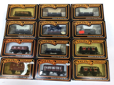 Lot 1880 - Railway mainline OO gauge boxed selection of rolling stock (2 boxes)