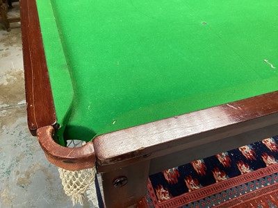 Lot 1302 - Edwardian mahogany billiards table