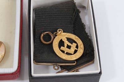 Lot 1060 - 18ct gold Masonic fob, 18ct gold cased watch and group of 9ct gold jewellery