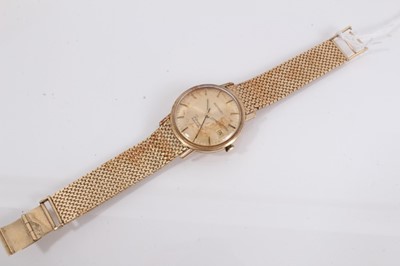 Lot 998 - 9ct gold Rotary wristwatch on 9ct gold bracelet, boxed