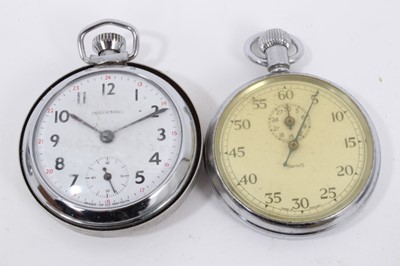 Lot 1013 - 1950s/60s British military issue stopwatch, together with a Smith's pocket watch and collection of pocket watch movements.