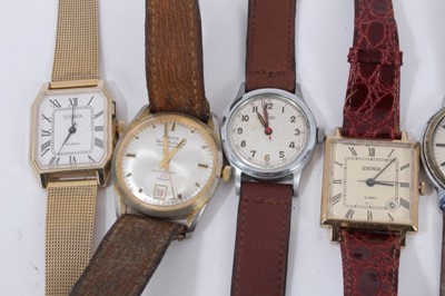 Lot 1015 - Collection of various vintage Ladies and Gentlemen's wristwatches to include Timex and Pulsar