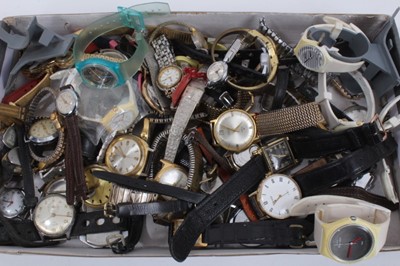 Lot 1016 - Collection of various Ladies and Gentlemen's wristwatches to include Timex and Sekonda