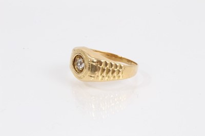 Lot 1026 - 18ct gold diamond single stone ring