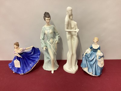 Lot 1349 - Twenty Royal Doulton figures including Hilary HN2335, Elaine HN4718 and Amanda HN2988