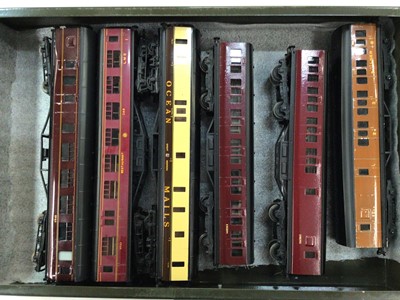 Lot 1866 - Railway OO gauge selection of Exley tinplate carriages housed in metal cabinet various lines including Great Western, L.M.S., and others (28)