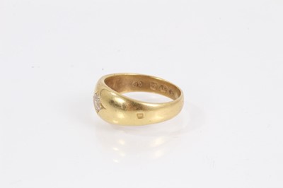 Lot 1049 - Victorian 18ct gold diamond single stone gypsy ring
