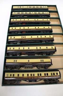 Lot 1864 - Railway OO gauge eight EXLEY tinplate carriages, all GWR